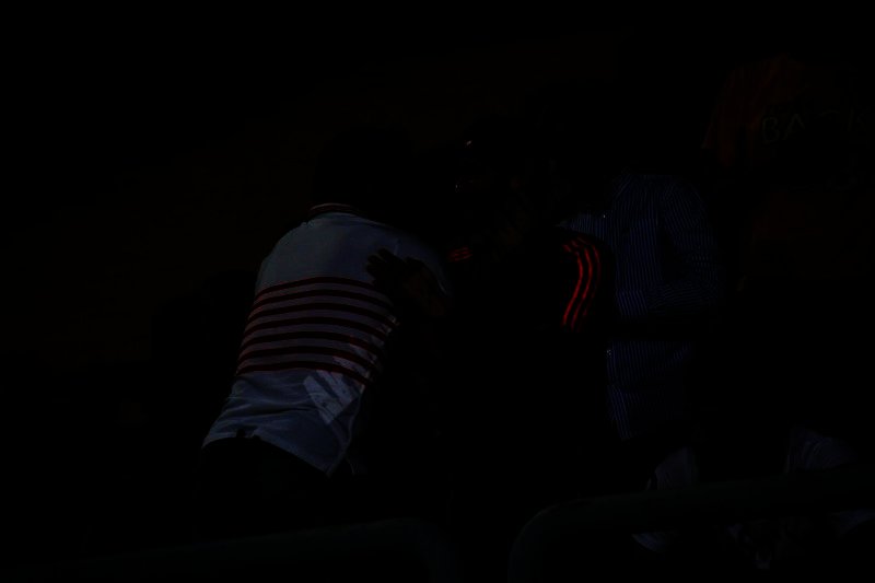عمرو زكي في مباراة تتويج الزمالك بالدرع (تصوير: سارة عبدالباقي)