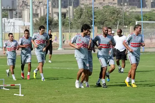 اخبار الزمالك - قوات الشرطة العسكرية تلتقط الصور التذكارية مع نجوم الزمالك