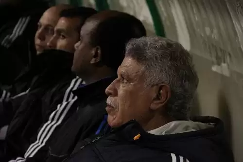 اخبار الزمالك - شحاته : سعيد بعودة عباس .. وكنت قلقاً من تليفونات بنى سويف