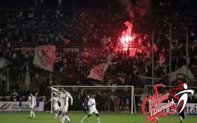 اخبار الزمالك - خاص.. جماهير الزمالك تهاجم زكي وتهتف « عمرو مش عايزينو .. عيل زي أينو »