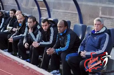 اخبار الزمالك - عبدالغنى : شحاته يتفاءل بالصقر وهو على دكة البدلاء