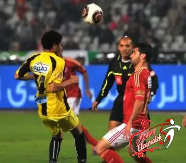 اخبار الزمالك - فيديو .. التحكيم الأحمر يواصل فضائحه : عبدالعزيز يمنح الأهلي 3 نقاط غالية أمام المقاولون