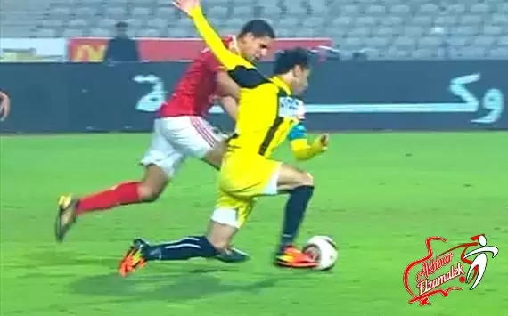 اخبار الزمالك - فيديو. . بيومى : ضربة جزاء لصلاح المقاولون ومحضر فى القسم لاحمد السيد