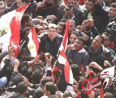 اخبار الزمالك - خاص.. متظاهرو سفنكس فور وصول منصور:"مرتضى وشوبير ايد واحدة"..والاخير يرفض التواجد معه