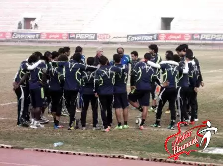 اخبار الزمالك - خاص .. لاعبو الزمالك والجهاز الفني يبدأون التجمع بالفندق والتدريب على فرعي القاهرة عصرا