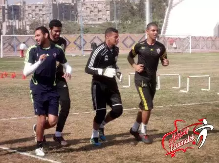 اخبار الزمالك - خاص : تدريبات عنيفة لرباعي المرمى  .. وطاهر يستبعد عبدالواحد وجنش من التقسيمة