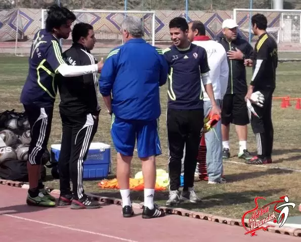 اخبار الزمالك - خاص : شحاتة يرفع الحمل التدريبي للاعبي الزمالك .. وعبدالواحد يغيب عن التقسيمة