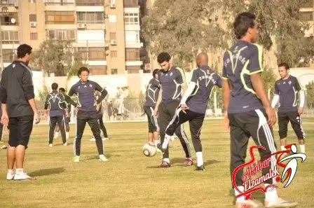 اخبار الزمالك - حصريا بالفيديو .. مهارة شيكا "الحراق" وكعب توفيق فى المران الاخير قبل مباراة افريكا سبورت