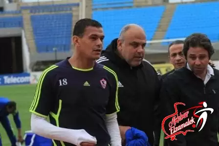 اخبار الزمالك - الجنايني والإمبراطور يحفزان لاعبي الزمالك قبل مواجهة السبت