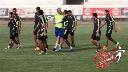 اخبار الزمالك - خاص.. تدريبات بدنية وخططية للاعبي الزمالك في مرانهم الأخير قبل موقعة الاحد