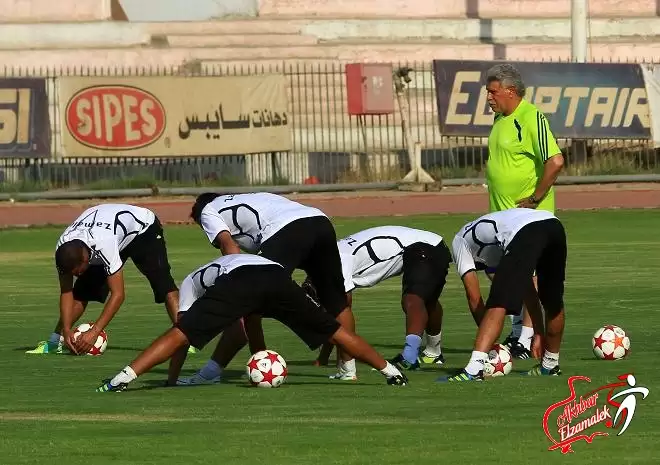 اخبار الزمالك - شحاته يبتعد عن التدريبات البدنية ويركز على الجانب الفنى فى مران الثلاثاء