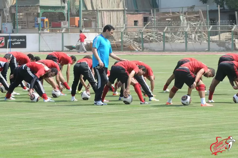 اخبار الزمالك - مفاجأة فى انتظار «البدرى» - غياب عمرو زكى وعودة «فتح الله» للزمالك فى القمة الأفريقية - طاقم تحكيم مبارة الاهلى يصل للقاهرة - حدة وغضب ولوم وحوافز فى جلسة «عباس» مع النجوم 