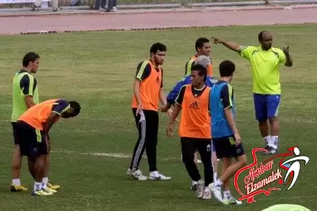 اخبار الزمالك - ماركو يقود تدريبات بدنية خاصة للاعبي الزمالك قبل مواجهة مازيمبي المصيرية