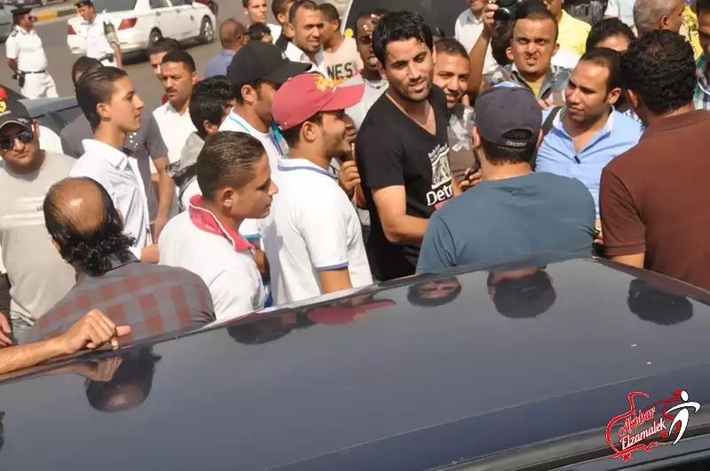 شاهد بالفيديو .. حقيقة حمل عبد العزيز ومصطفى لاسلحة نارية في وقفة الاتحادية!!