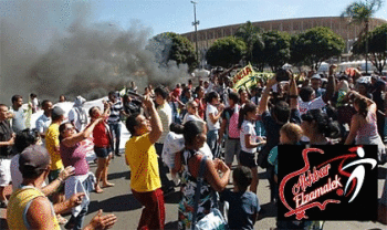 نشطاء في برازيليا يحتجّون على بطولة كأس القارات