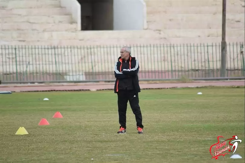 اخبار الزمالك - عظمة الزمالك فى «فيريرا» .. ووكسة الأهلى «فى الظالم»