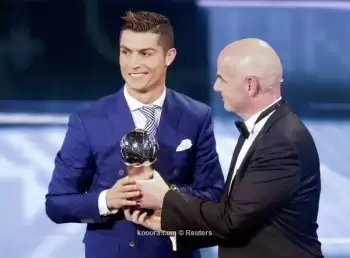 عااااااااجل -  كريستيانو رونالدو يتوج بجائزة أفضل لاعب فى العالم 2016