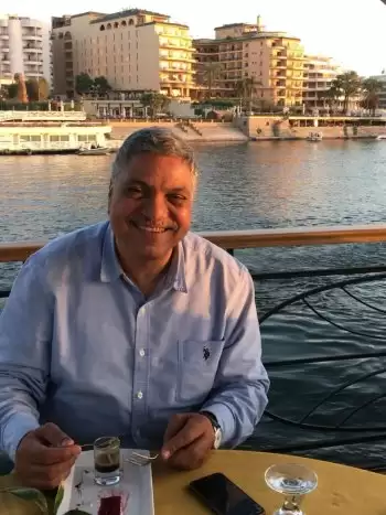 الأهرام تكرم خالد فؤاد بعد انجاز مجلة الشباب 