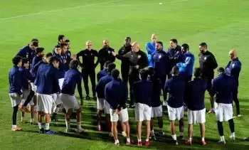 اخبار الزمالك - تدريب الزمالك اليوم .  ..محاضرة جروس المطالبة بنسيان الماضى وبشرة خير بعودة الثنائى المصاب 