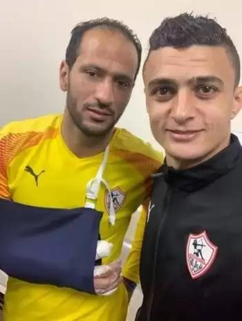 اخبار الزمالك - بالصورة العمدة يودع مدرب الزمالك على طريقة جنش وعمر صلاح 