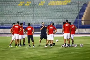 اخبار الزمالك - بالصورة مدافع الاهلى السابق فتاة الانستجرام  حاولت التعرف عليا 