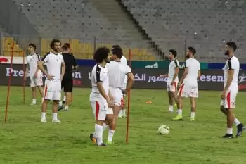 اخبار الزمالك - عودة الثنائي  التونسى للقاهرة وغياب ساسى عن تدريب الزمالك وظهور زيزو 