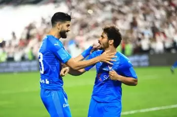 اخبار الزمالك - شاهد | ساسي يخطف الأنظار بـ «لامبورجيني» في السوبر المصرى