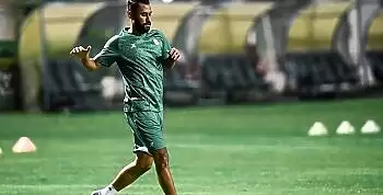 اخبار الزمالك - وكيل لاعبين يكشف لماذا رفض الزمالك التعاقد مع حسام عاشور ويؤكد: عبد الغنى مستمر حتى 2025 بالكلام 