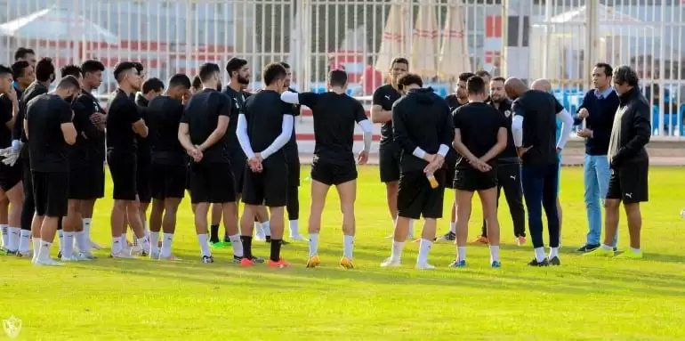 اخبار الزمالك - أبرزها شيكا وأزمة حراسة المرمى .. 5 مشاهد جديدة في تدريب الزمالك اليوم