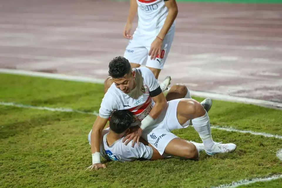 اخبار الزمالك - جماهير الزمالك تنقلب على أحمد فتوح .. كارتيرون يعقد جلسات منفردة مع اللاعبين