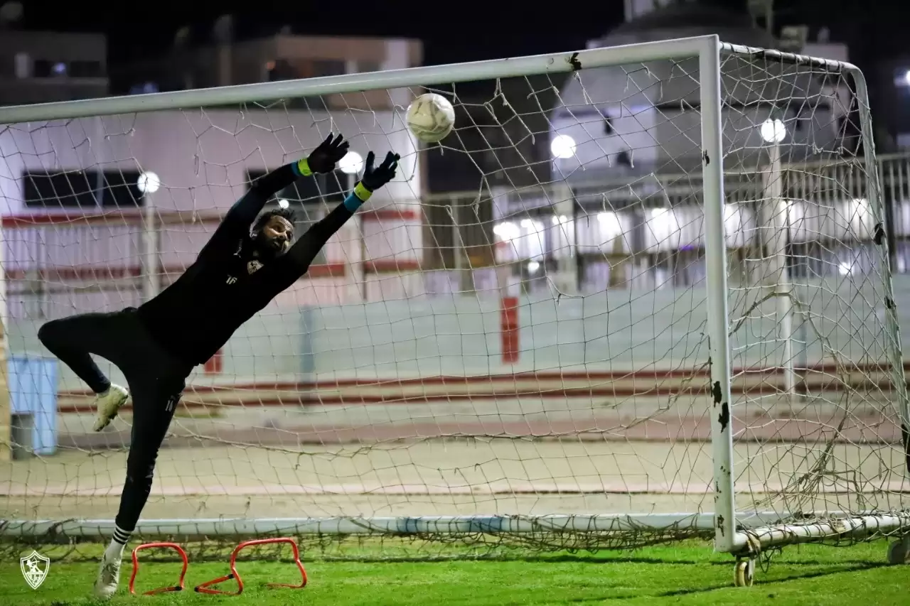 اخبار الزمالك - اخبار الزمالك اليوم | مفاوضات الأهلي مع ساسي .. كارتيرون يتحدى الأهلي .. صدمة كارتيرون بسبب بلدوزر الزمالك .. تألق النجم الأسمر .. عودة الزمالك .. توقعات الحاوي .. 4 كواليس .. مجاهد مكمل