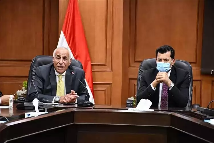 اخبار الزمالك - صفقتان ورحيل .. تفاصيل الجلسة السرية بين كارتيرون وحسين لبيب  .. وجلسة عاصفة لمجلس الزمالك