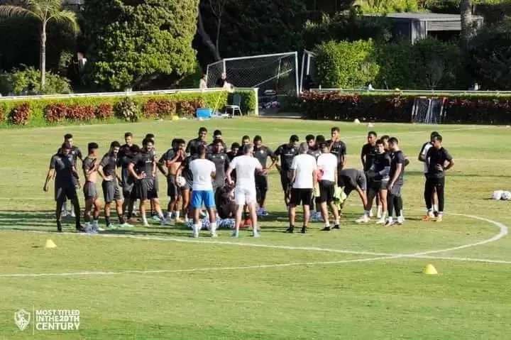 اخبار الزمالك - شفاء محمود علاء وظهور الثنائى الاوليمبي  وتالق شيفو والحاوي ومحاضرة كاتيرون ابرز مشاهد تدريب الزمالك اليوم 