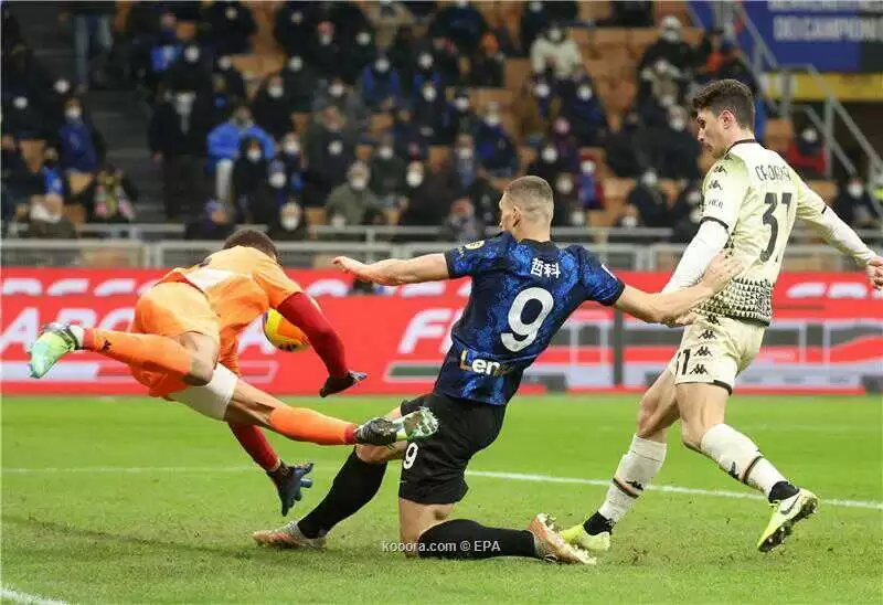 اخبار الزمالك - سقوط مانشستر سيتى  ومانشستر يونايتد يحقق فوز درامي فى الدوري الانجليزى  وفوز انتر ميلان فى الوقت القاتل 