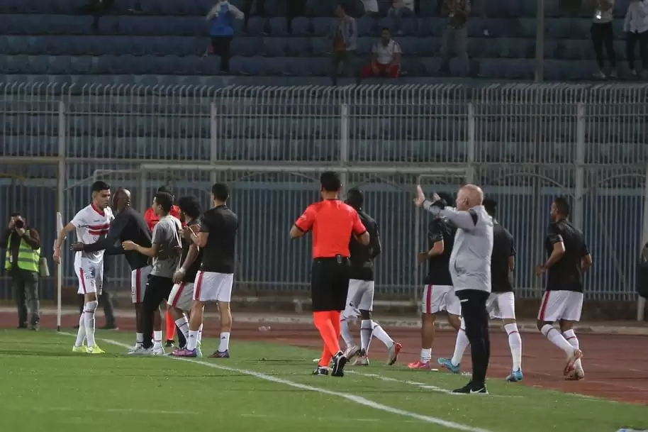 اخبار الزمالك - شبانة: بيراميدز يخطف صفقة الزمالك المنتظرة ويطارد بن شرقي بقوة .. صدمة لأبو جبل وشرط لحسم صفقة حارس المرمى الجديد