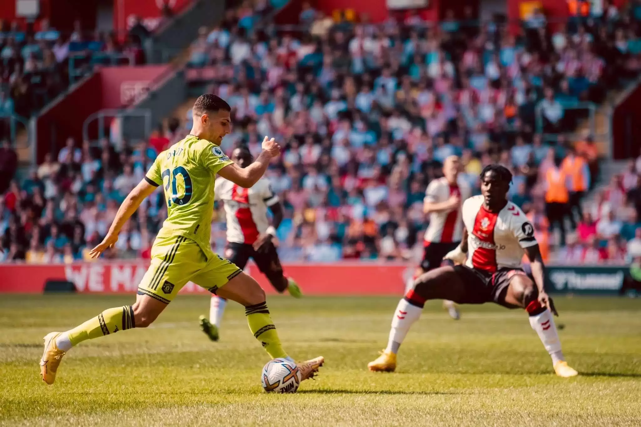 اخبار الزمالك -   مانشستر يونايتد يواصل الأنتصارات بعد الفوز على ليفربول ..اليوم 22 مباراة فى الدوري المصري والإنجليزي الإسباني والأيطالي والسعودي تعرف على المواعيد والقنوات الناقلة 