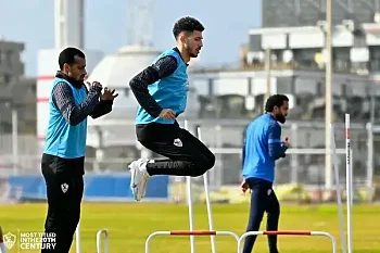 اخبار الزمالك - عودة فتوح فى تدريب الزمالك اليوم  وشفاء الثنائى وعبد المقصود يجهز البدلاء قبل لقاء المصري . تعرف على موعد لقاء الزمالك ضد المصري البورسعيدي 