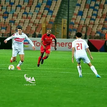 اخبار الزمالك - اخبار الزمالك اليوم | صفقة مزدوجة في الزمالك . مفاوضات الاهلي مع بلدوزر الزمالك . مدرب المكسيك يقترب من الزمالك . خالد جلال مدربًا للزمالك . نهاية أزمة كهربا . لغز في الزمالك . عودة فتوح . تهديد في البداية