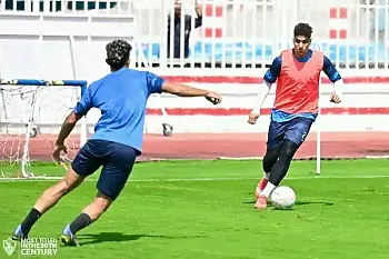 اخبار الزمالك - جلسات نفسية للاعبي الزمالك قبل مواجهتى فيوتشر والأهلي وتألق الخماسى فى تدريب الزمالك اليوم وكورسات أوسوريو مع الزناري وتأهيل دونجا 