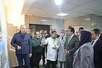 وزير الصحة يتابع تطوير مستشفى الصدر فى إمبابة. الخشت يفتتح  تجديدات مستشفى ج