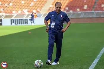 اخبار الزمالك - الزمالك يستعد لمواجهتى الداخلية والأهلي. جوميز يجهز الخماسي ويشيد بهذا اللاعب بعد مباراة أبو سليم ويبحث عن بديل زيزو 