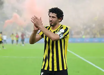 اخبار الزمالك - عرض سعودي يهدد عودة أحمد حجازي للدوري المصري .. تعديل موعد مباراة كوماندوز الزمالك والأهلي فى ختام البلاى أوف لكرة اليد 