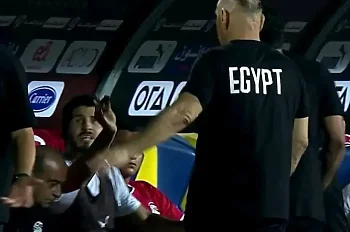 اخبار الزمالك - العميد يستدعي عيد  بعد خروج مرموش ومصطفى محمد ..تفاصيل خناقة حجازي مع حسام حسن 