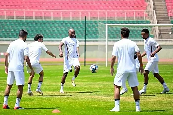 اخبار الزمالك - الزمالك  يبدأ حملة الدفاع عن لقبه  بمواجهة الشرطة الكيني .تعرف على موعد اللقاء والقناة الناقلة مجانا ..جوميز يستقر على هذا التشكيل بمفاجأة واحدة 