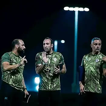 اخبار الزمالك - قال لن ألتمس العذر لكم  اذا ضاع منكم السوبر..جوميز يوجه 6 نصائج للاعبي الزمالك قبل مواجهة الأهلي 